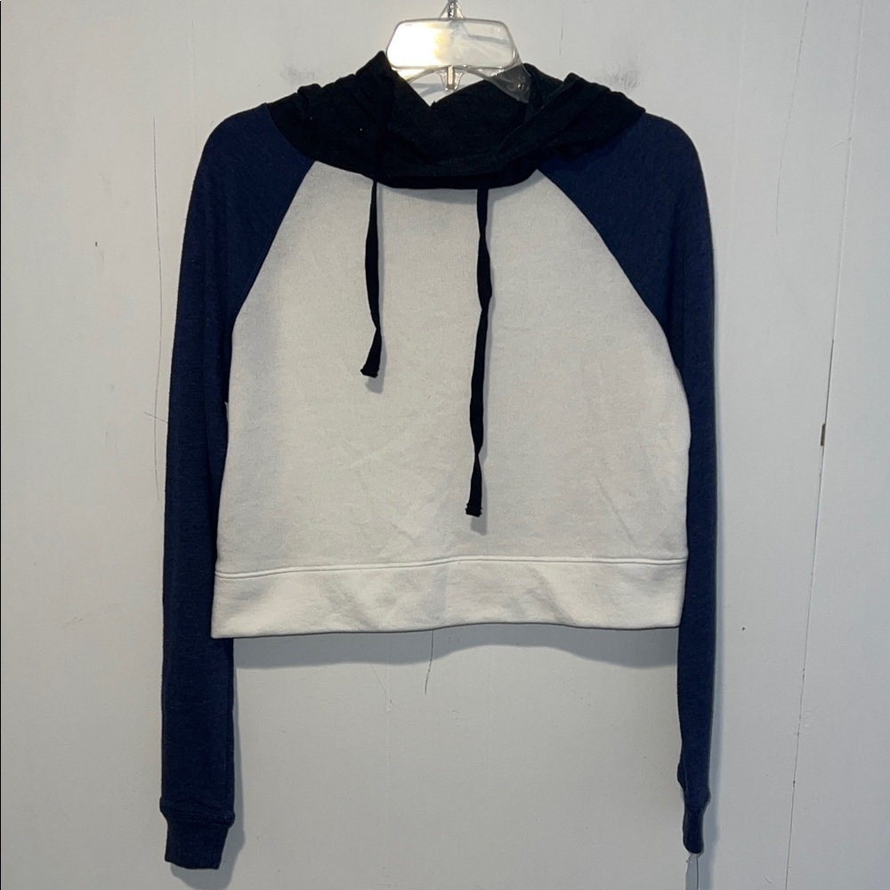 The Lounge Life Cropped Two-Tone Hoodie Sweatshirt Size S Junior NWT 0328267